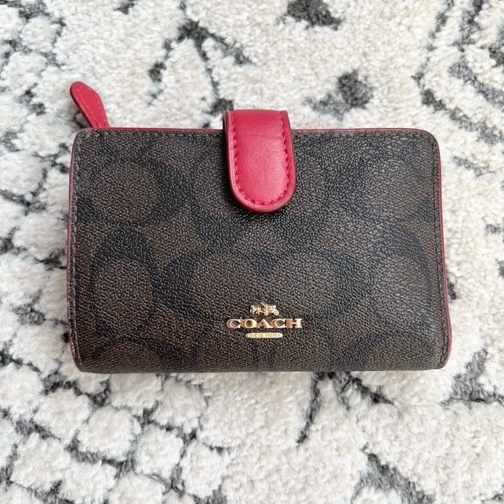 Coach Compat Wallet